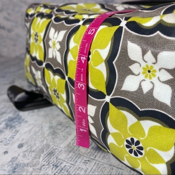 Petunia Pickle Bottom diaper bag/ backpack - Picture 13 of 14